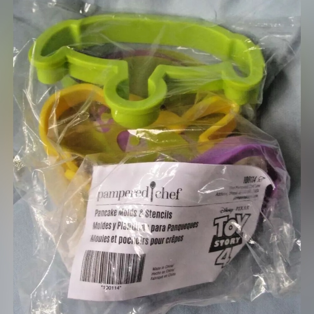 Pampered Chef Disney Pixar Toy Story 4-Pancake Molds & Stencil New in Bag - Picture 8 of 8